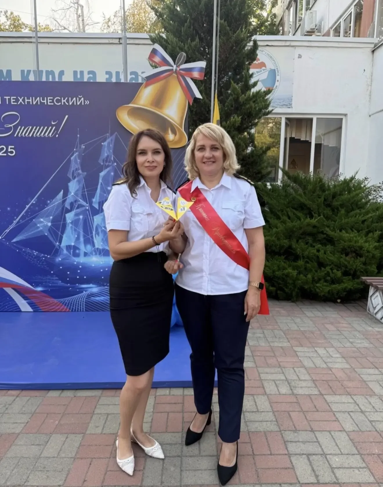 Один день из жизни Ирины Николаевны Реутт , советника директора по воспитанию   от лица лицеистов   