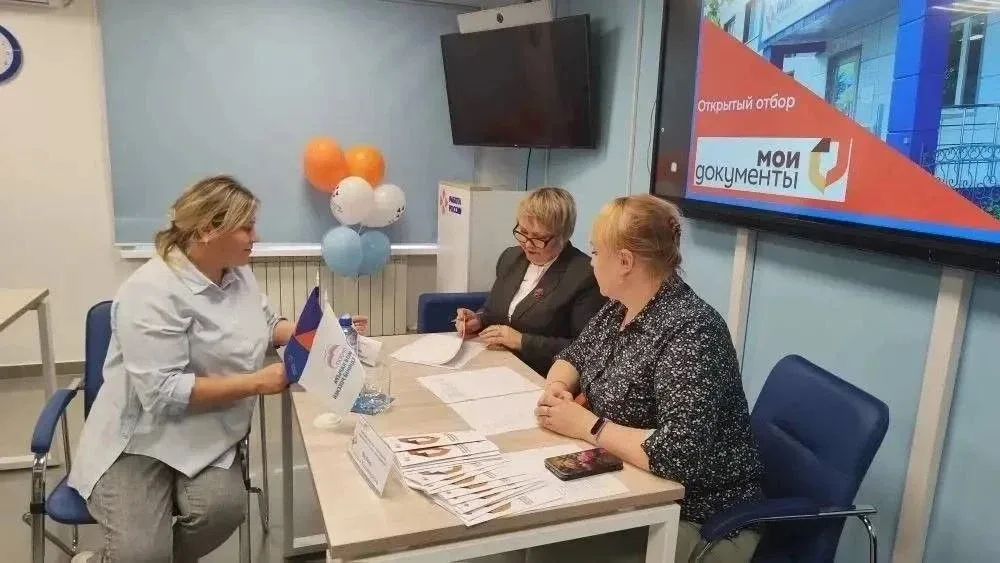 В Канашском Кадровом центре «Работа России» прошёл открытый отбор кандидатов в МФЦ  ⚡14 мая в Кадров