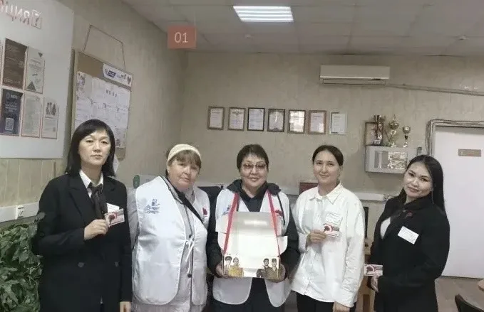 Уважаемые жители Республики Калмыкия!  Поздравляем Вас 🎖с Днём Победы в Великой Отечественной войне!