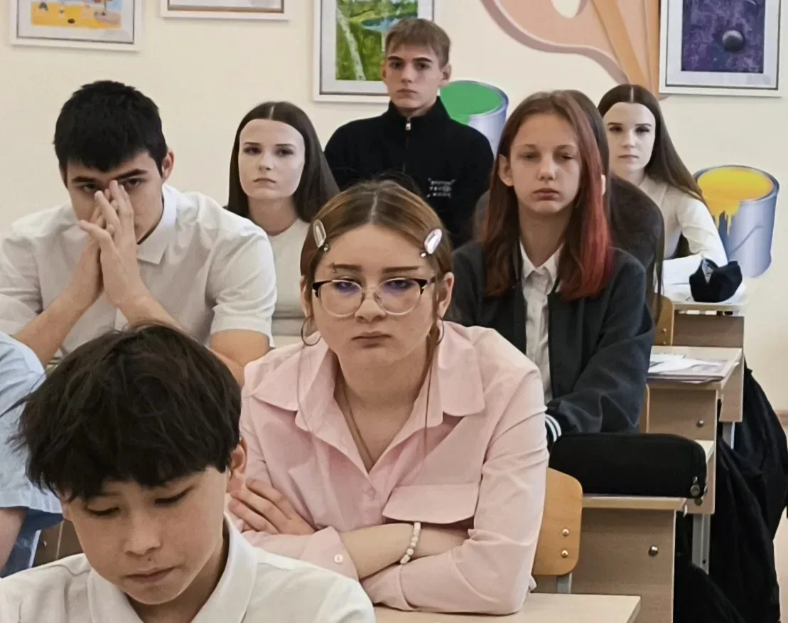 Для учащихся 1–8 классов МАОУ СОШ №19 им. Героя России С. А. Наточего состоялась информационная мину