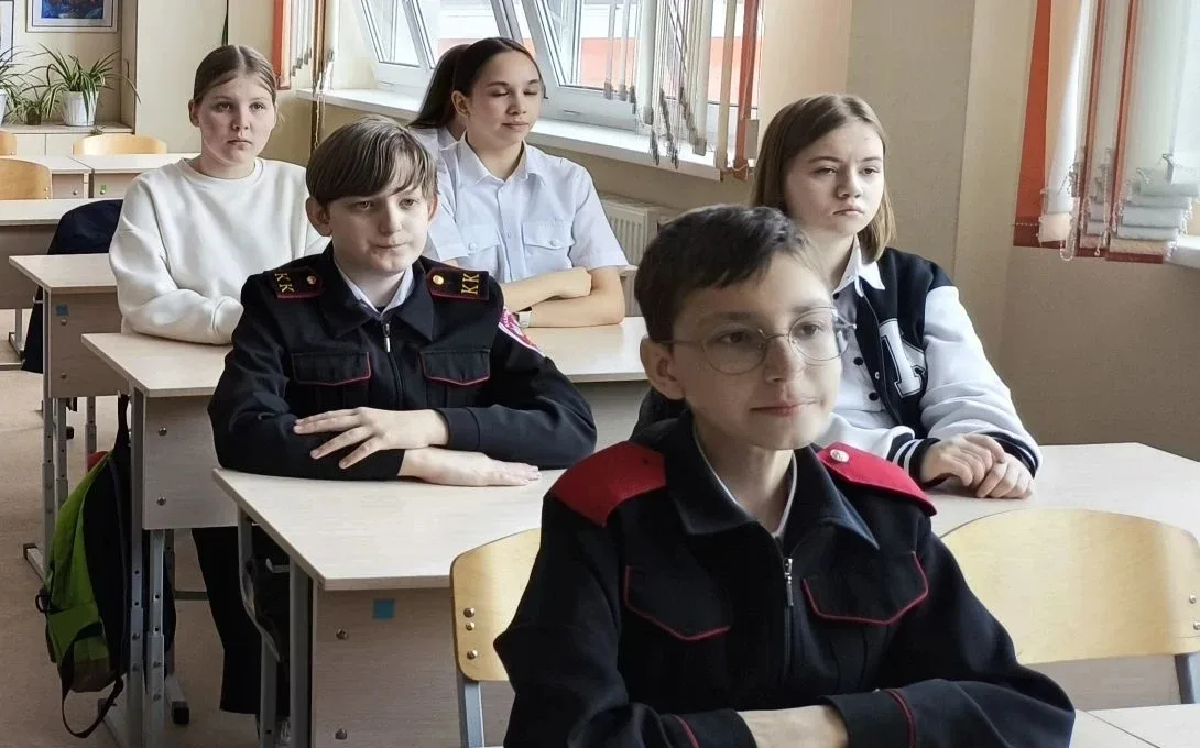 Для учащихся 1–8 классов МАОУ СОШ №19 им. Героя России С. А. Наточего состоялась информационная мину