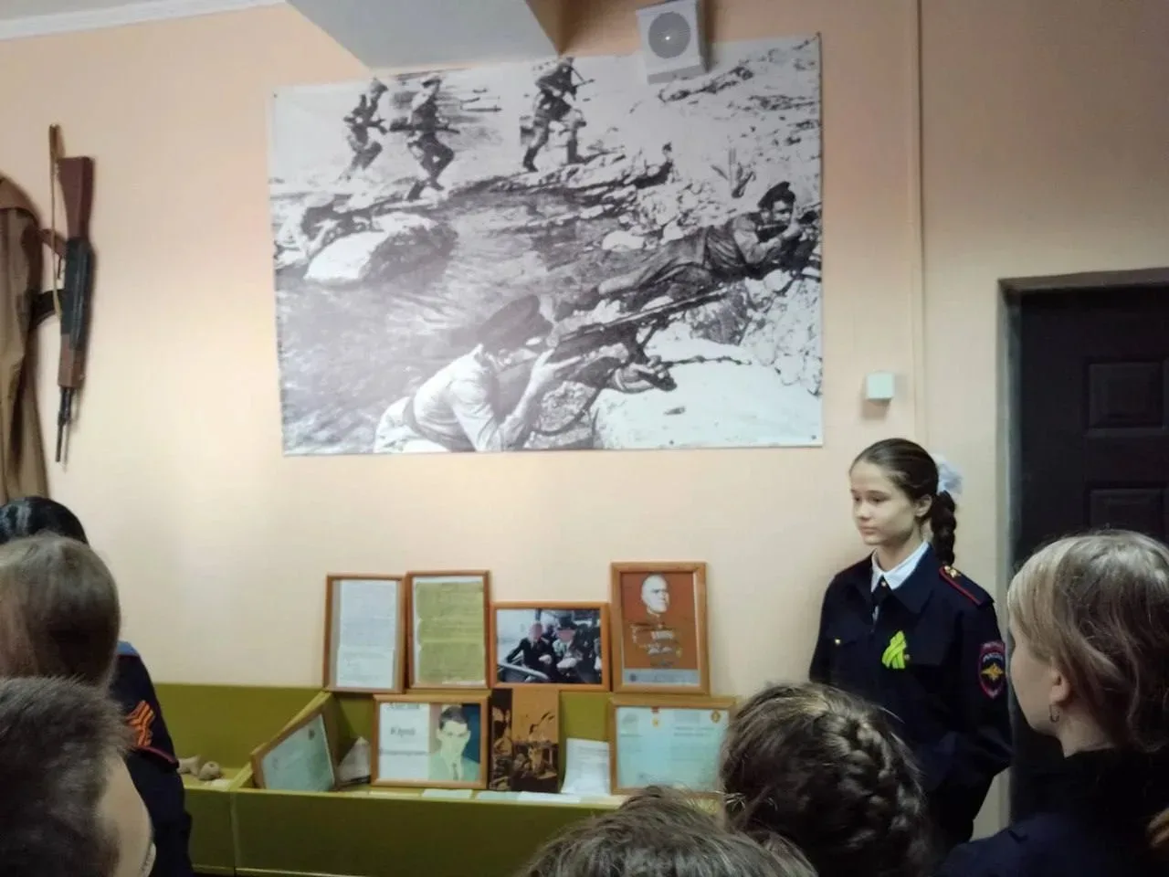 Авторский взгляд: школьный музей глазами Анастасии Рыбченко! 🏛️  Кадет 8 М  класса Анастасия Рыбченк