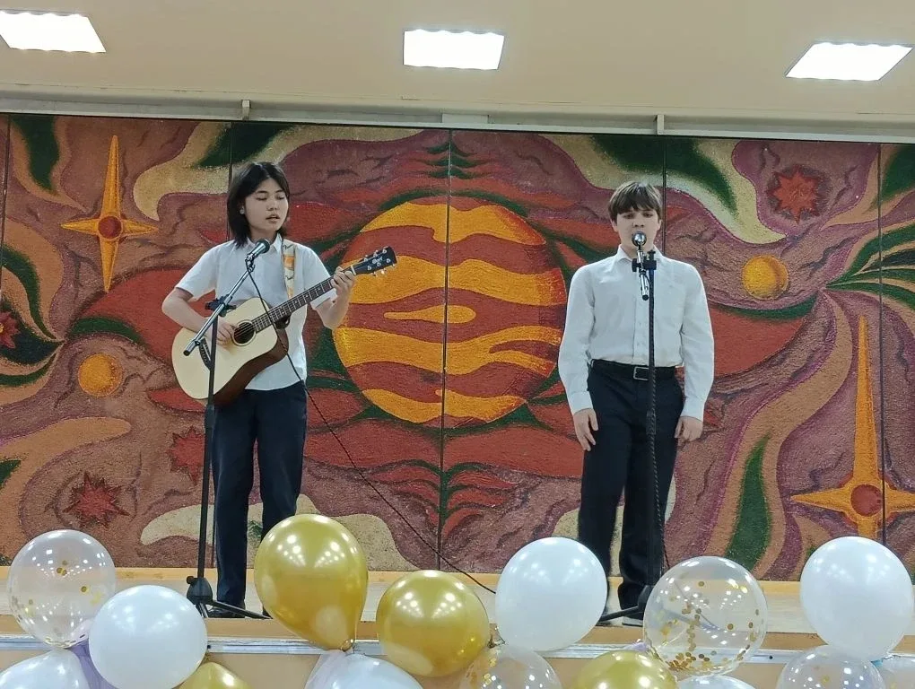 🎶 В гимназии № 87 прошёл отчётный концерт Детской школы искусств № 6  14 мая 2026 в гимназии  выступ