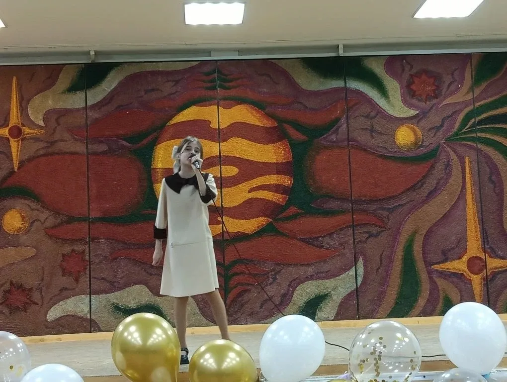 🎶 В гимназии № 87 прошёл отчётный концерт Детской школы искусств № 6  14 мая 2026 в гимназии  выступ