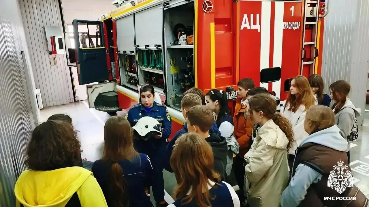 📢 Профориентация для 9-классников: шаг в будущее  Сегодня ученики 9-х классов гимназии №87 вместе с 
