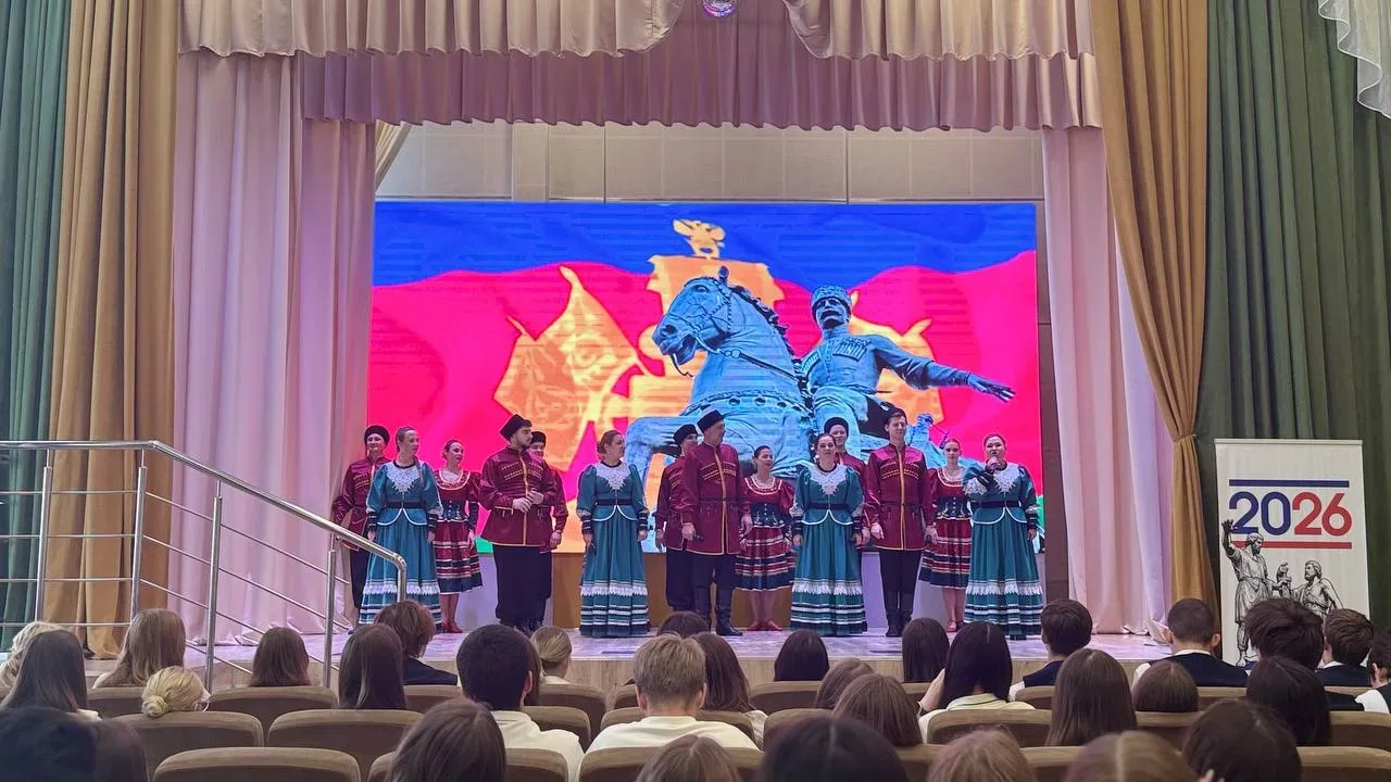🎵 Музыкальная весна в гимназии  87!  Сегодня наша гимназия стала настоящей концертной площадкой: с т