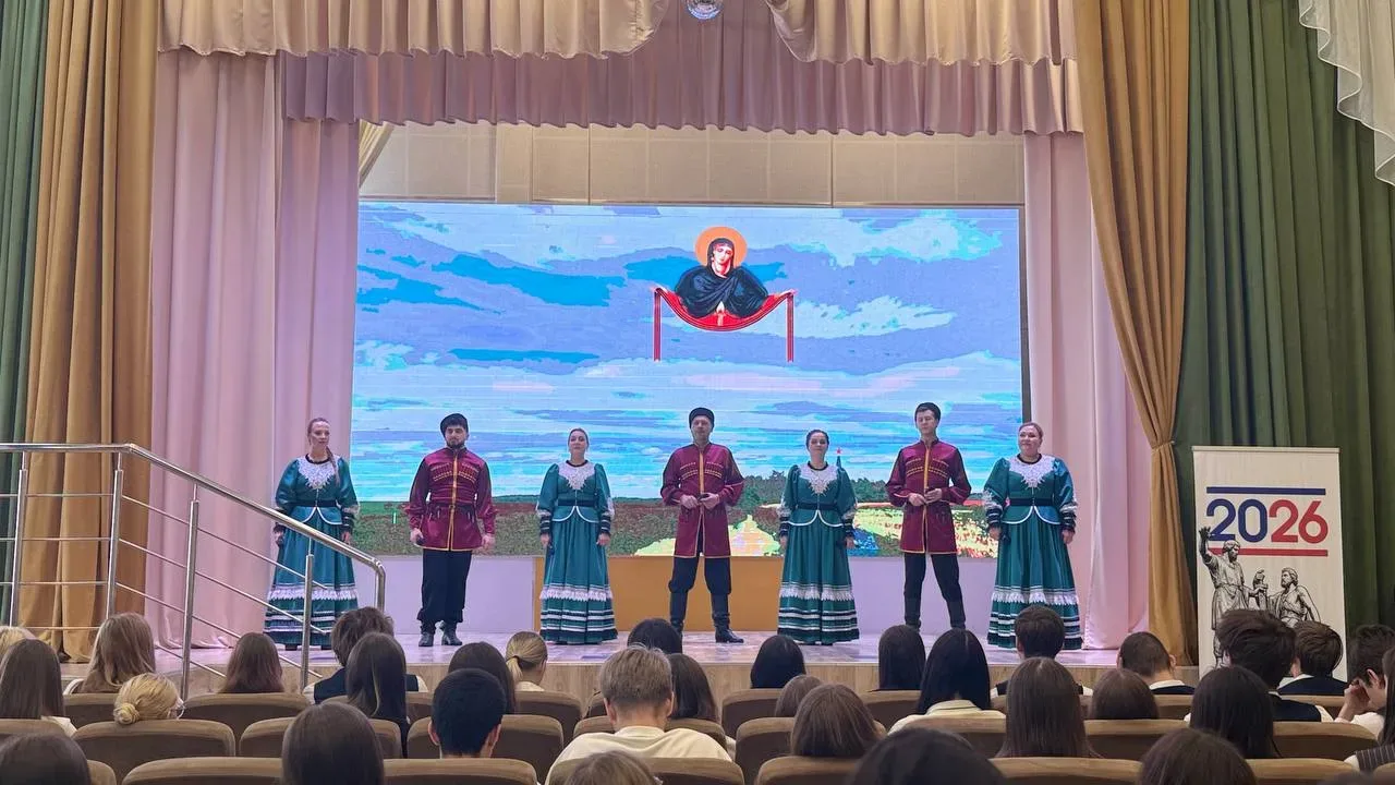 🎵 Музыкальная весна в гимназии  87!  Сегодня наша гимназия стала настоящей концертной площадкой: с т