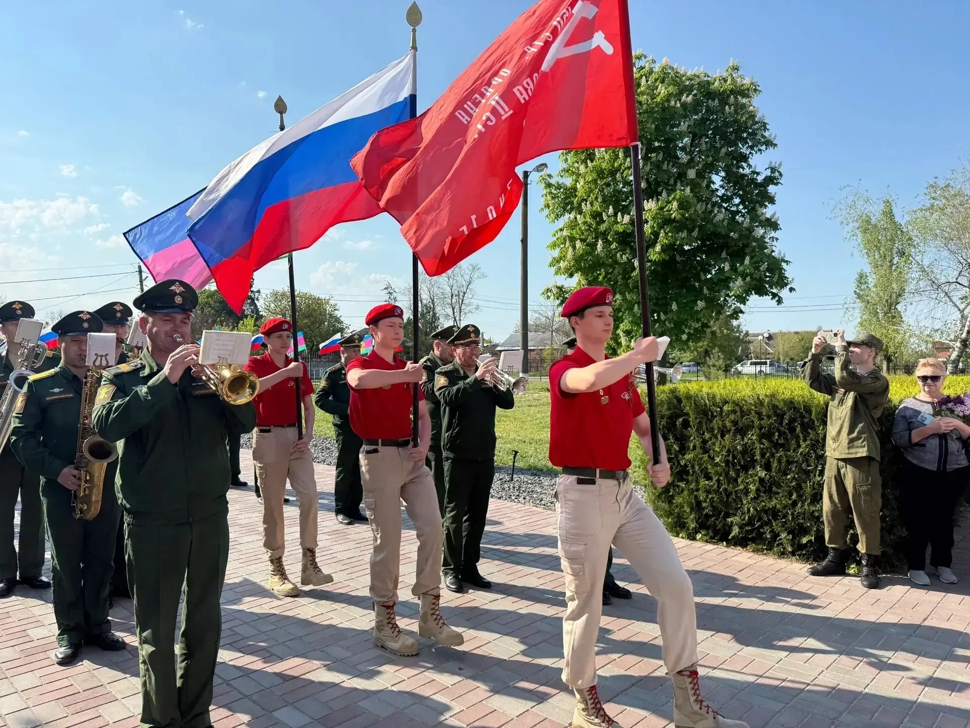 🇷🇺8 МАЯ 2026 года на школьном плацу МБОУ СОШ 15 состоялось торжественное мероприятие, посвященное 81