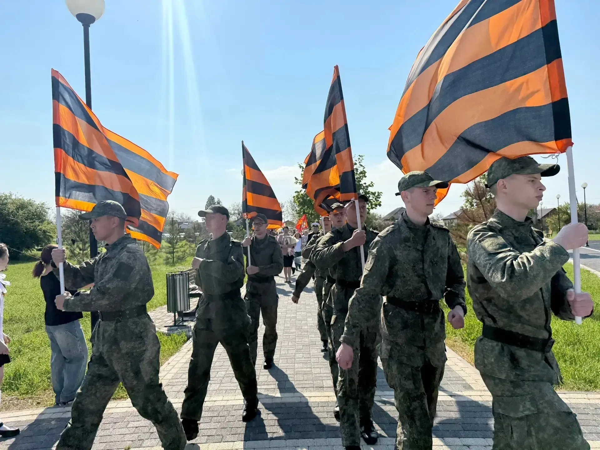 🇷🇺8 МАЯ 2026 года на школьном плацу МБОУ СОШ 15 состоялось торжественное мероприятие, посвященное 81