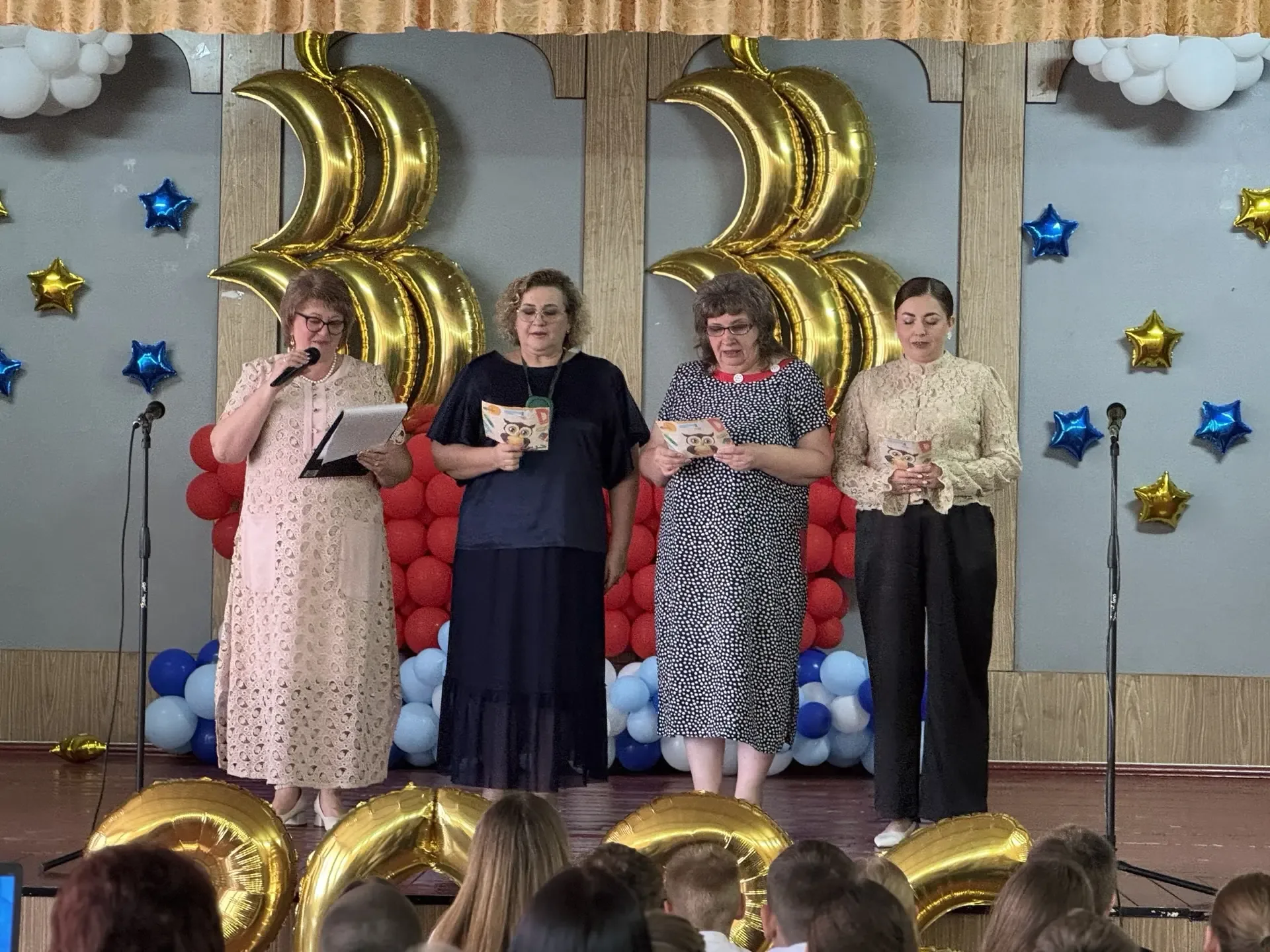 🛎️Прощай, начальная школа! В добрый путь, наши дорогие выпускники!🎈  Сегодня был особенный день – де