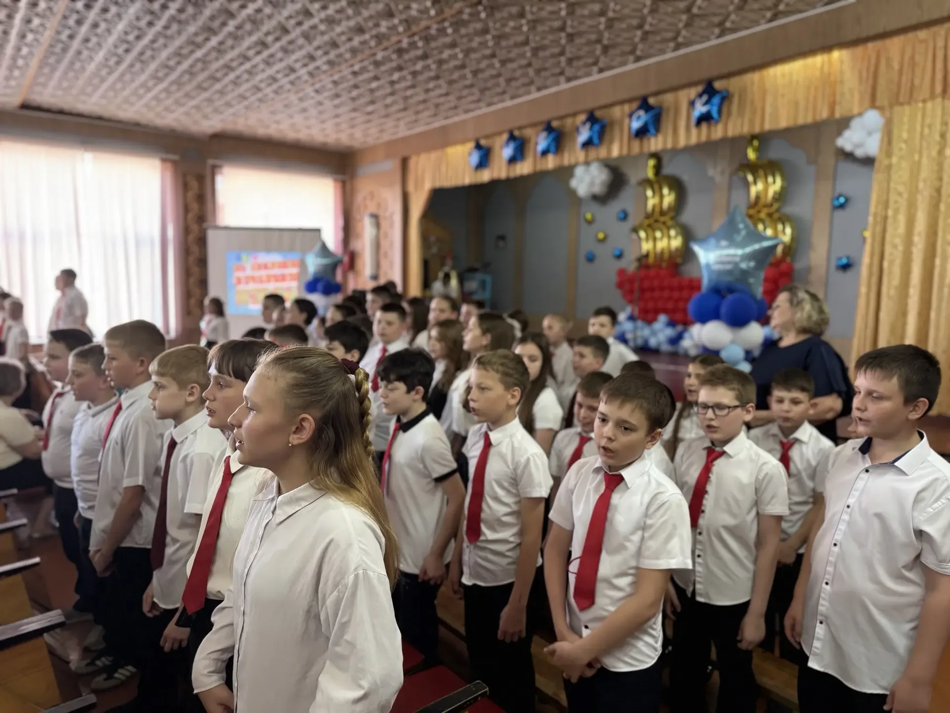 🛎️Прощай, начальная школа! В добрый путь, наши дорогие выпускники!🎈  Сегодня был особенный день – де