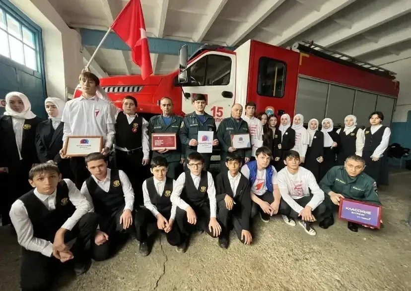В МКОУ «Комсомольская СОШ» отметили День пожарной охраны. В этот день для учащихся были организованы