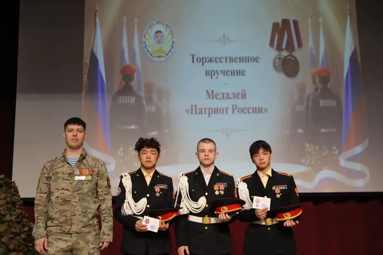 Сегодня в нашей школе прошло значимое событие, наполненное одновременно и чувством гордости, и светл