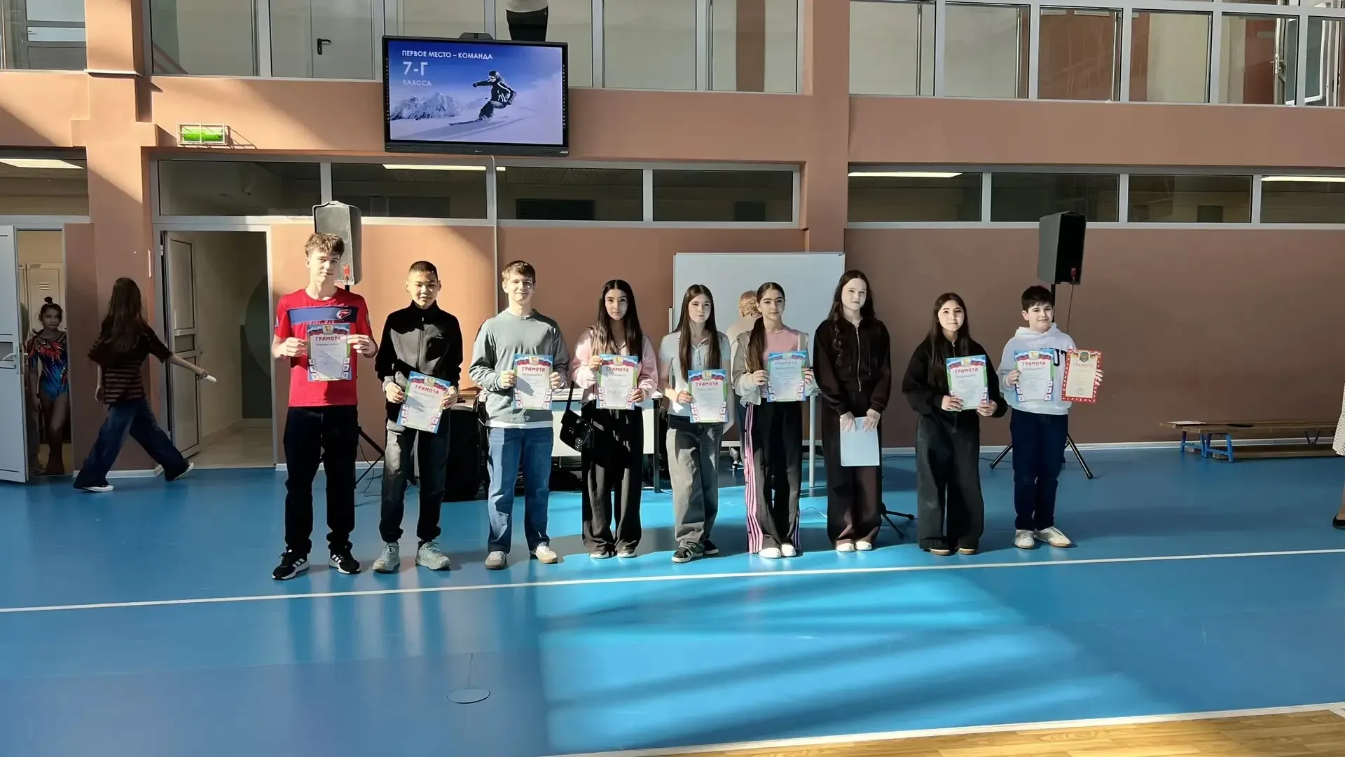 Фееричный финал: в нашей школе прогремел праздник закрытия Спартакиады! 🏆🔥  Вот и прозвучал финальны