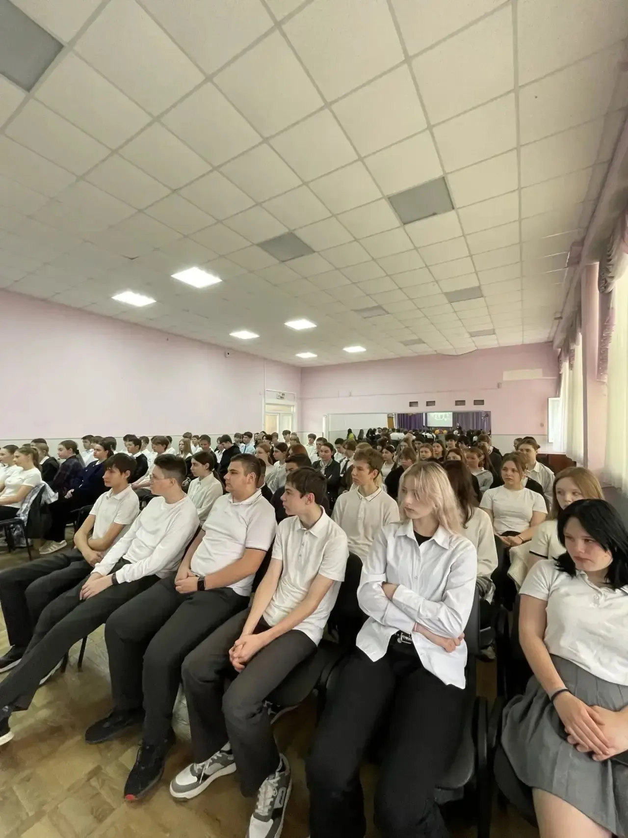Сегодня в нашей школе прошло яркое и познавательное мероприятие под названием «Умная школа» 🎓, собра