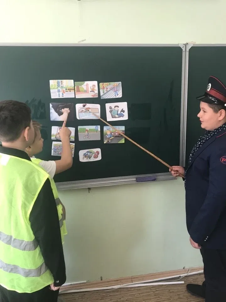 В рамках проекта ШПД тематической недели "Благополучие и безопасность" в 5б классе прошло занятие по