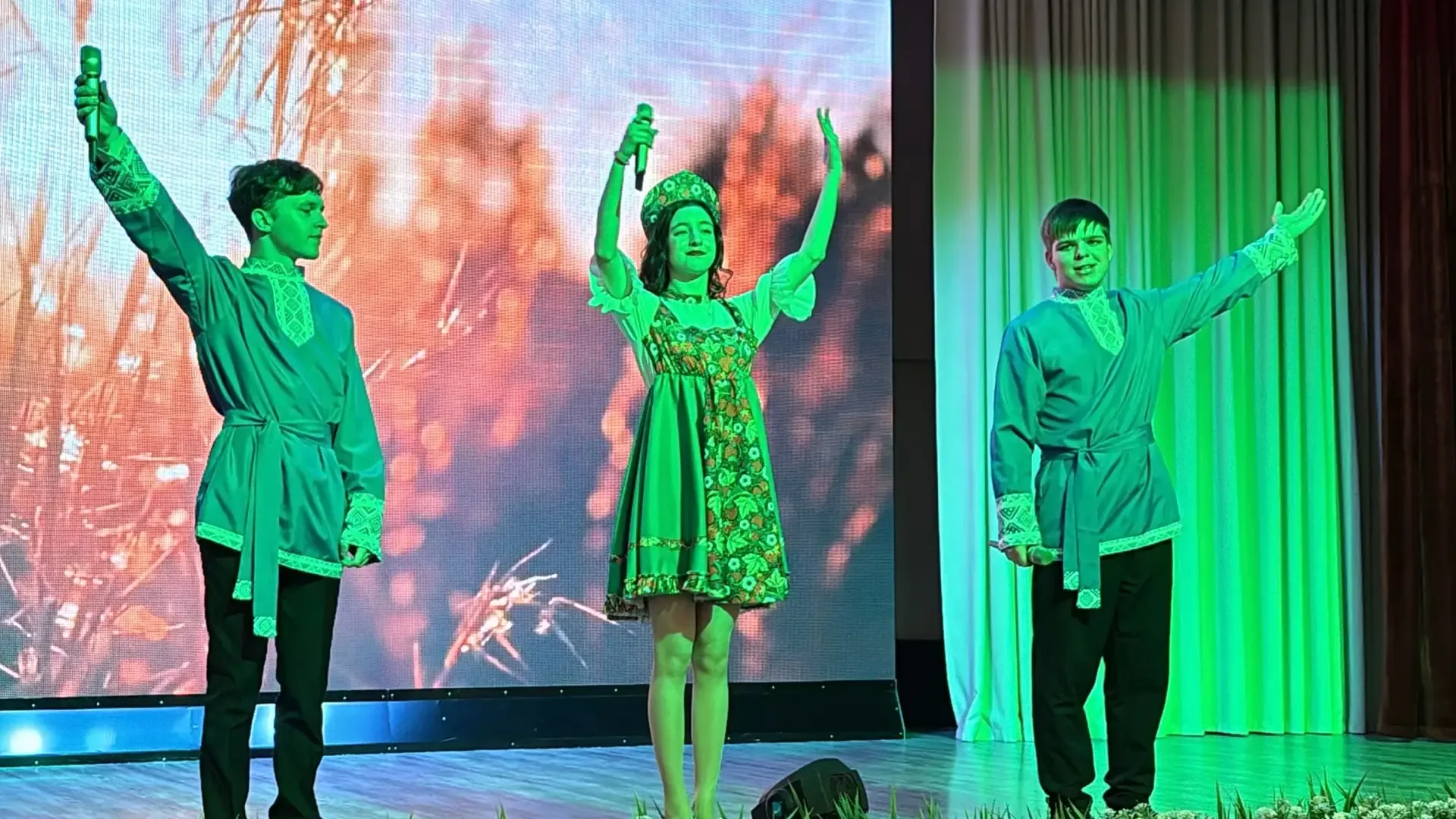 🏆 Гордость за наших учеников и педагогов!  Сегодня на базе КЧРГБУ «Центр выявления и развития одарен