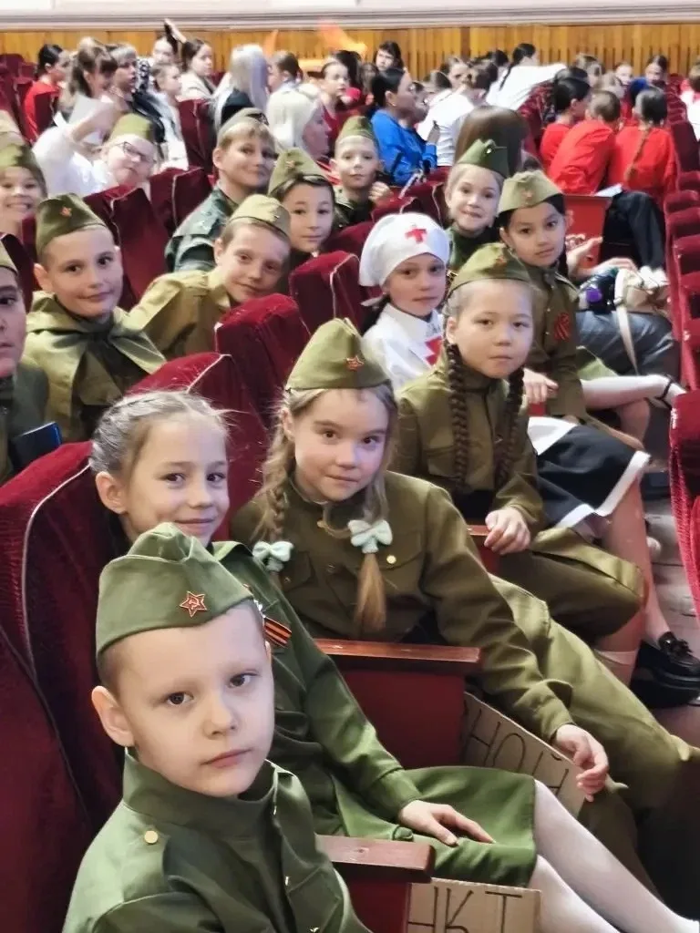 Сегодня, в рамках Года единства народов страны, в МАУДО «Центр развития творчества детей и юношества