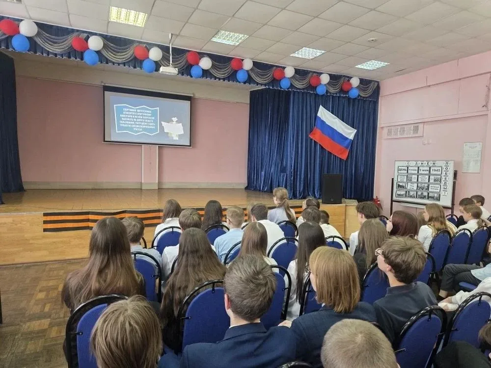 🚦 Безопасность на дорогах: Разбор реальных ситуаций  🛑7 мая в нашей гимназии прошла важная профилакт
