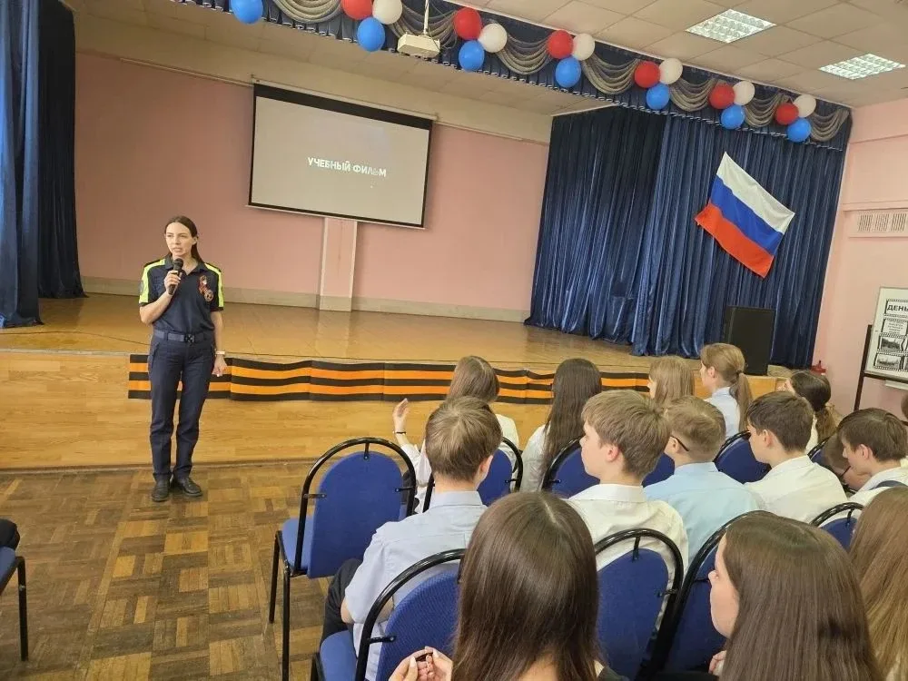 🚦 Безопасность на дорогах: Разбор реальных ситуаций  🛑7 мая в нашей гимназии прошла важная профилакт
