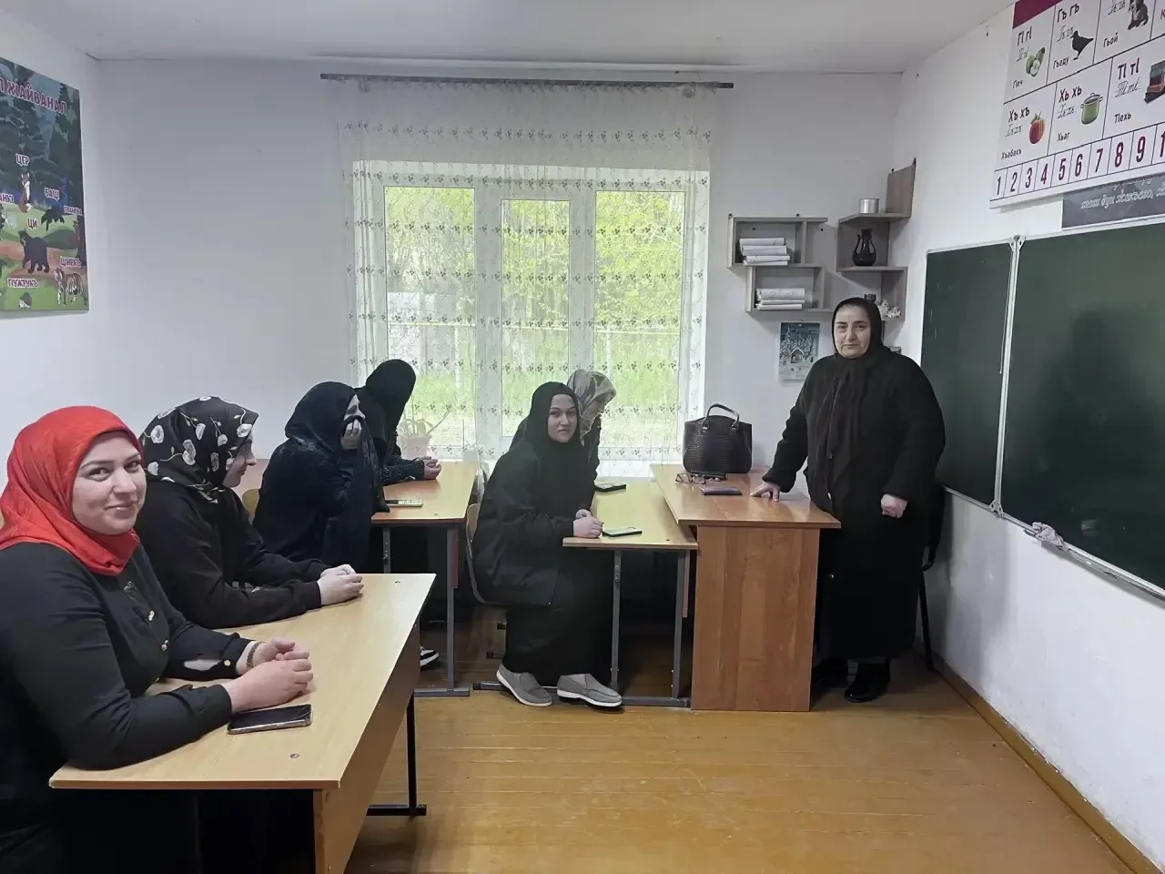 В нашей школе недавно прошло родительское собрание, посвящённое важной теме — «Профилактика деструкт