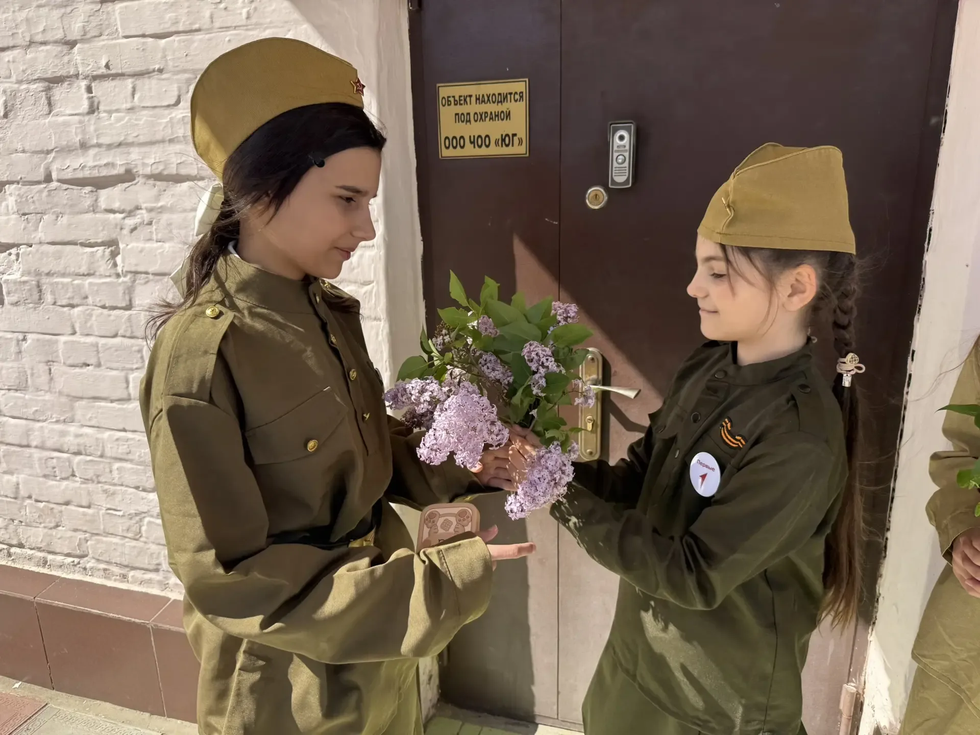 В нашей школе стартовала всероссийская акция «Окна Победы». 🪟⭐🎗️   В преддверии 81-й годовщины Побед