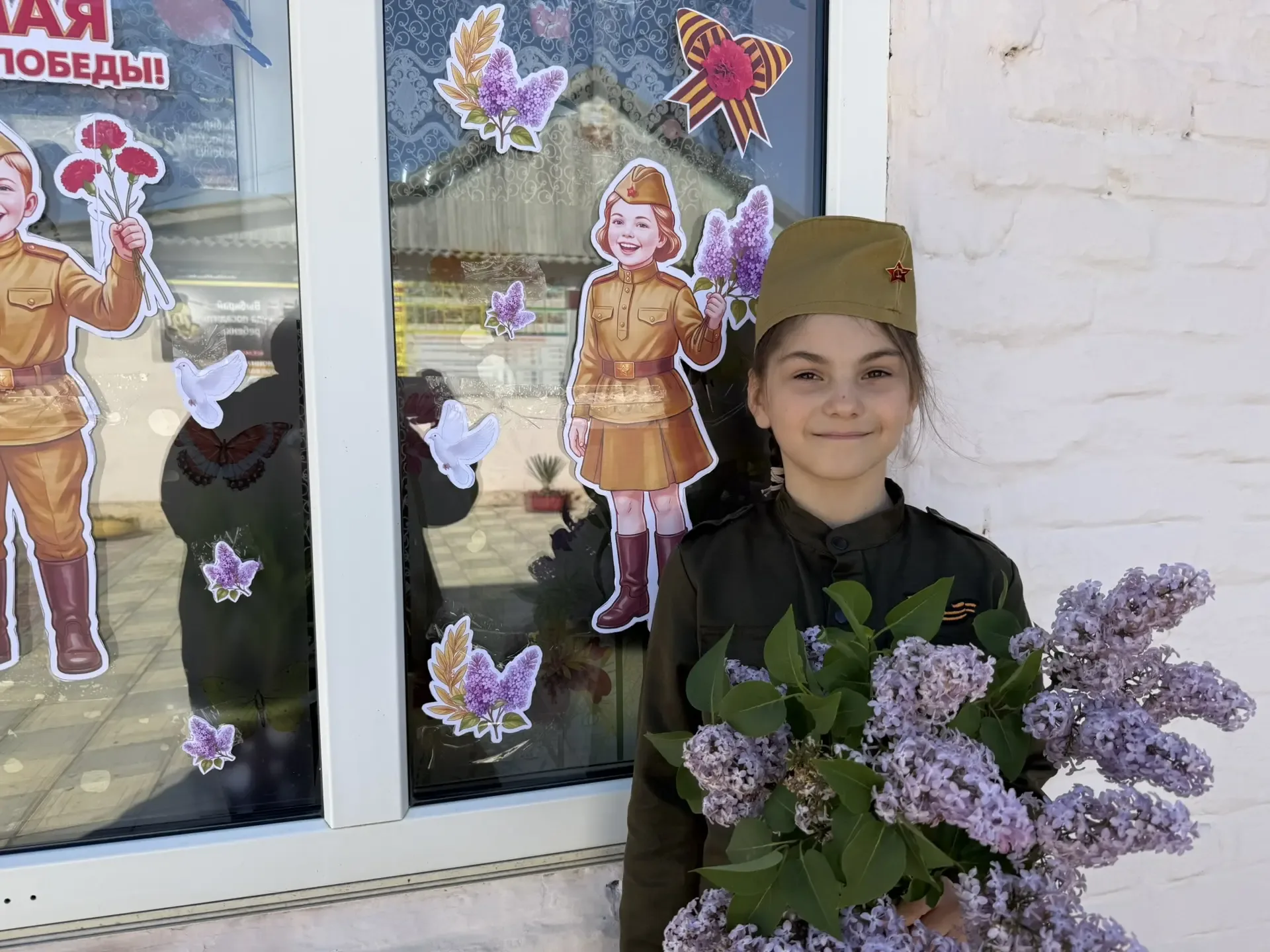 В нашей школе стартовала всероссийская акция «Окна Победы». 🪟⭐🎗️   В преддверии 81-й годовщины Побед