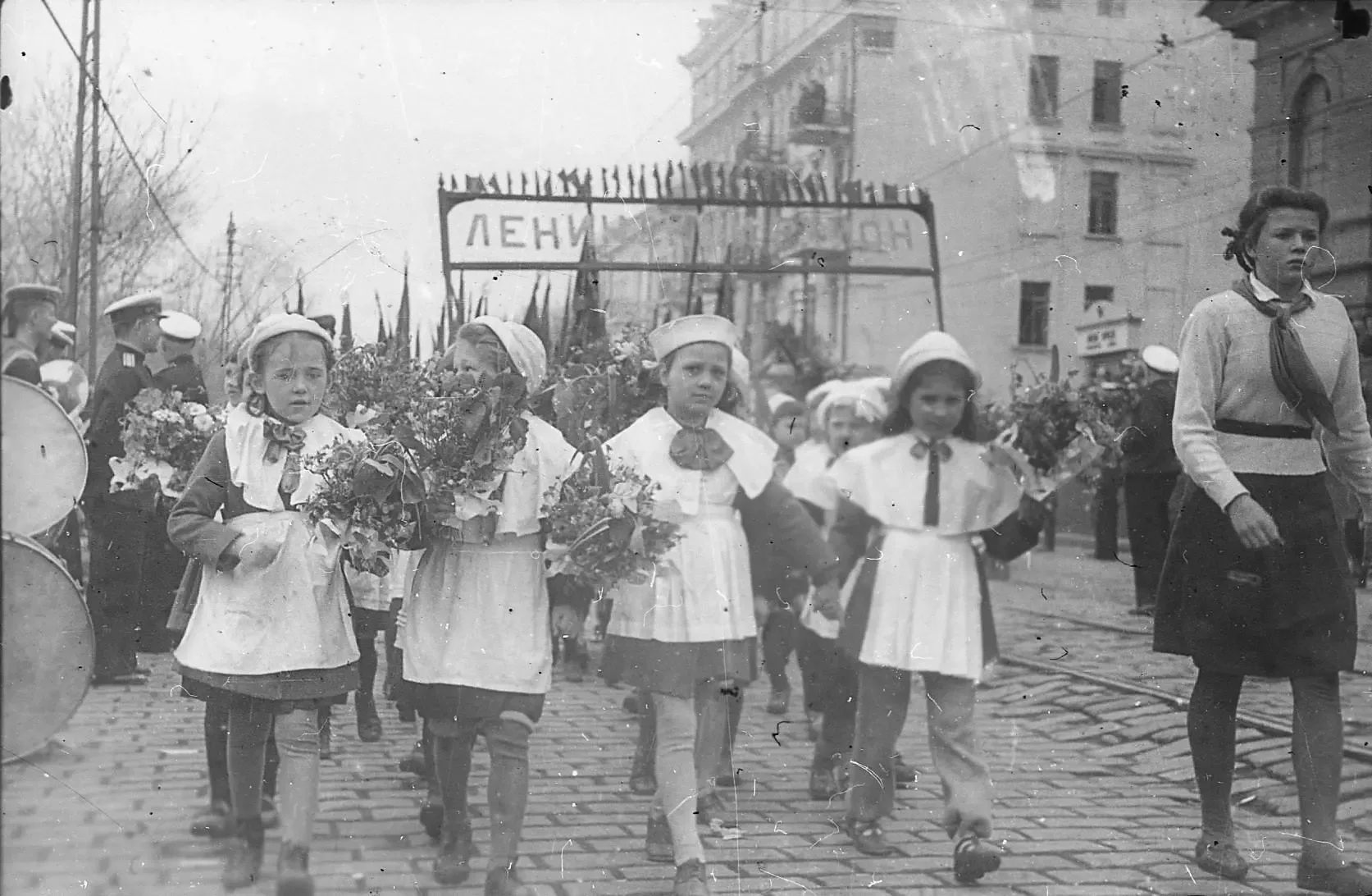 🌺 С праздником Весны и Труда!  Первомай — это больше, чем дата в календаре. Это день, который объеди
