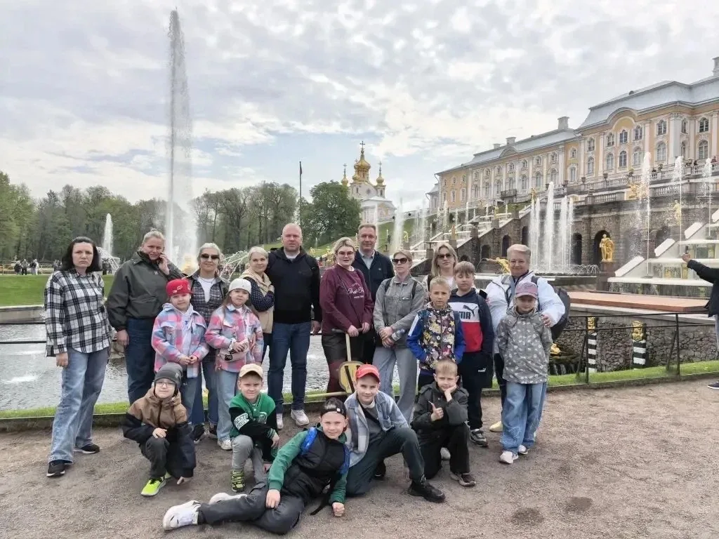16 и 17 мая обучающиеся 2 Е класса вместе с классным руководителем и родителями посетили один из сам