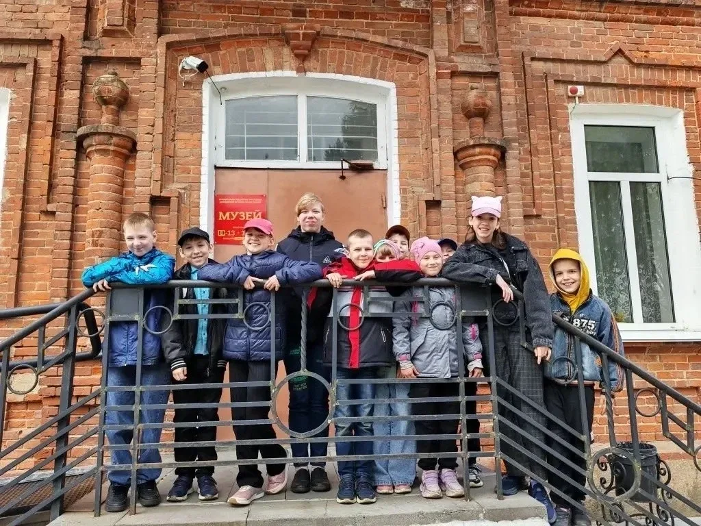 🇷🇺Погружение в историю родного города  🏡14 мая в Демидовском детском доме прошел особенный классный 