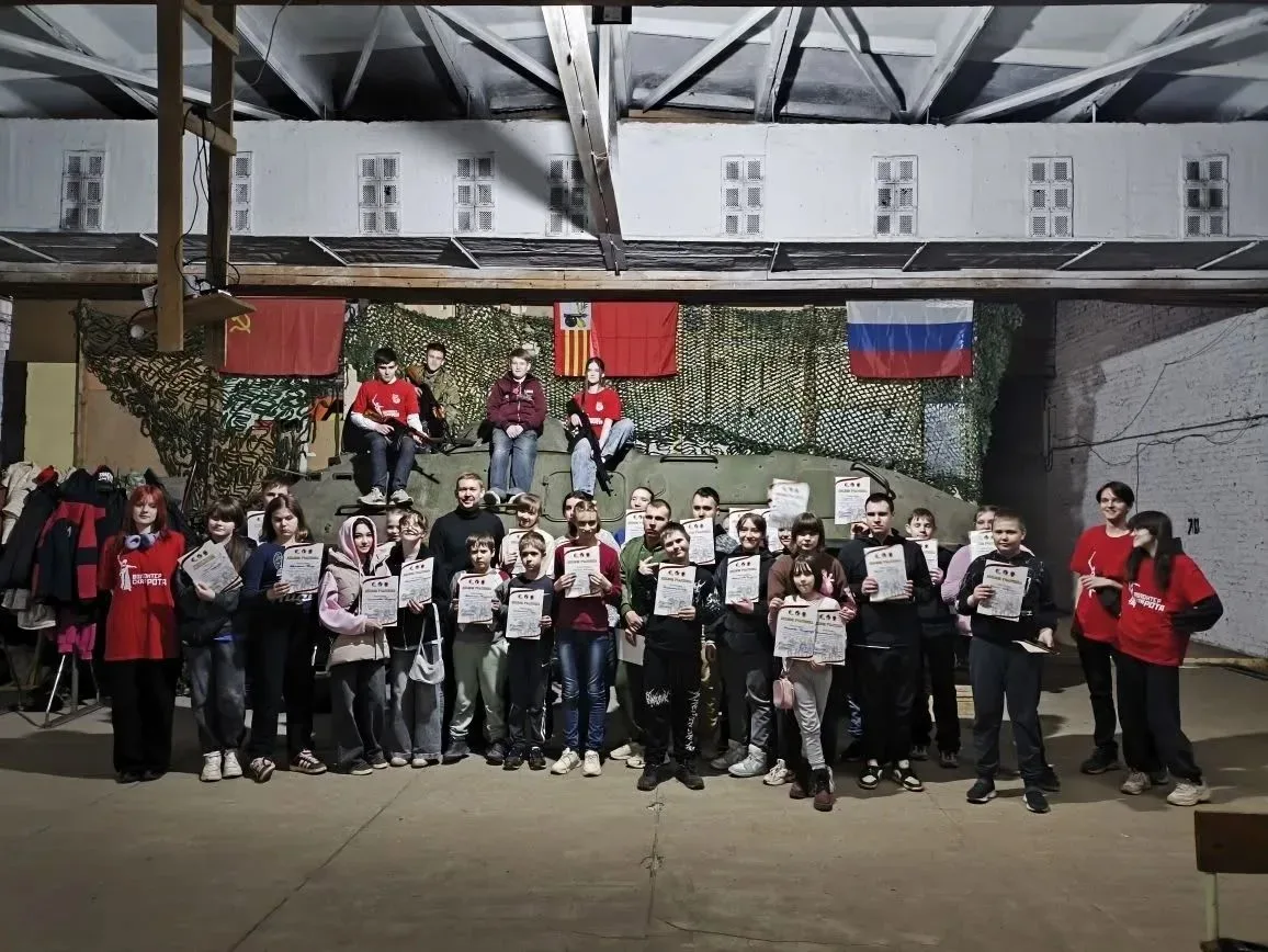 🎯Воспитанники Центра «Вишенки» посетили спортивно-стрелковый клуб «Снайпер».   💥Ребята получили неза