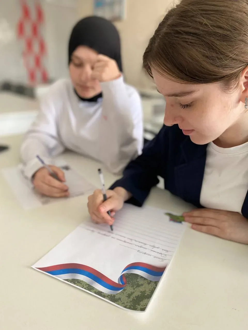 🇷🇺 В нашей школе прошла Всероссийская молодежная акция «Письмо солдату» ✉️  В преддверии Дня Победы 