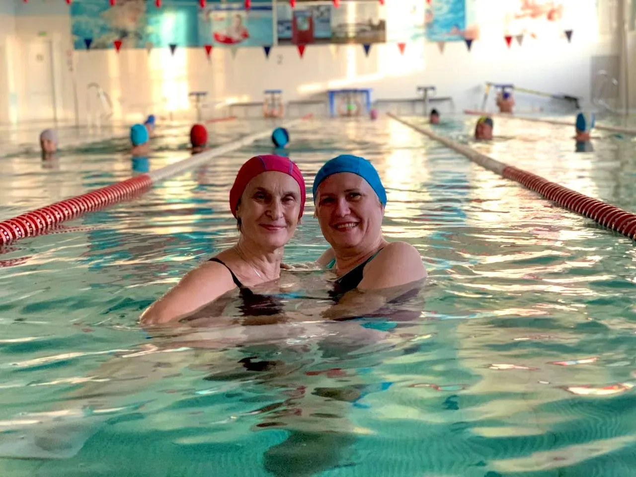 Плавание в бассейне — чит-код для сердца 🏊‍♂️♥️  Плавание признано одним из наиболее эффективных спо