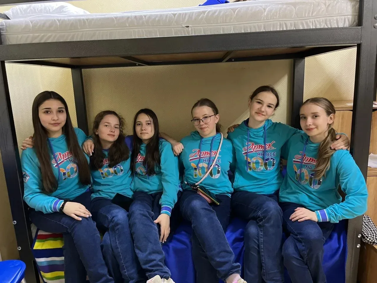 Осипян Милана, обучающаяся 7Г класса МБОУ СОШ 15 им. А. З. Потапова  ст. Лысогорской , активистка  ш