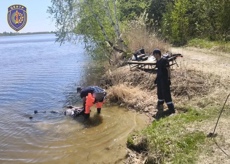 📍В водоеме вблизи села Прядчино обнаружено тело мужчины  Ранним утром рыбаки обнаружили мужчину без 