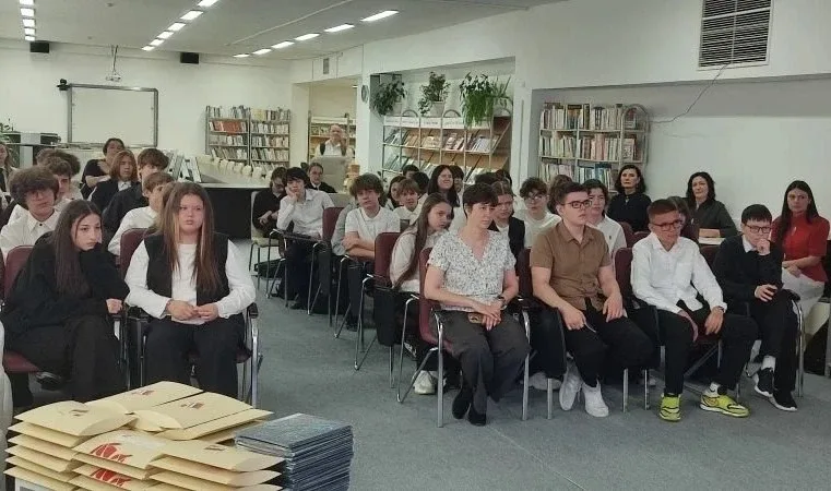 🏫В торжественной обстановке, наполненной чувством гордости и ответственности, 17-я школа распахнула 