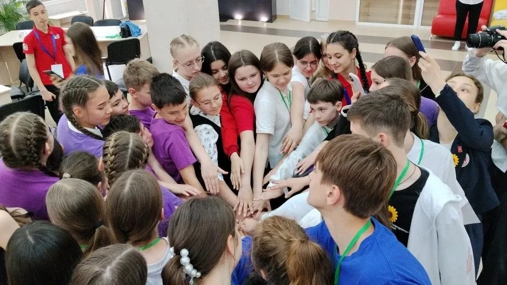 «Учимся, растём, мечтаем вместе!» — под таким вдохновляющим девизом сегодня прошёл региональный семи