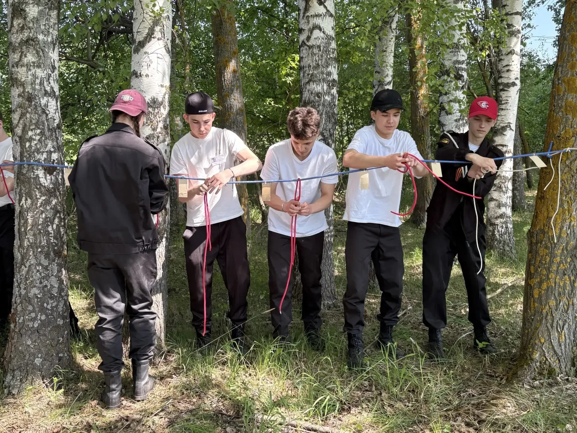 🔥 Сегодня на базе МБОУ «Янышская СОШ им. М.В.Игнатьева» стартовал муниципальный этап военно-патриоти