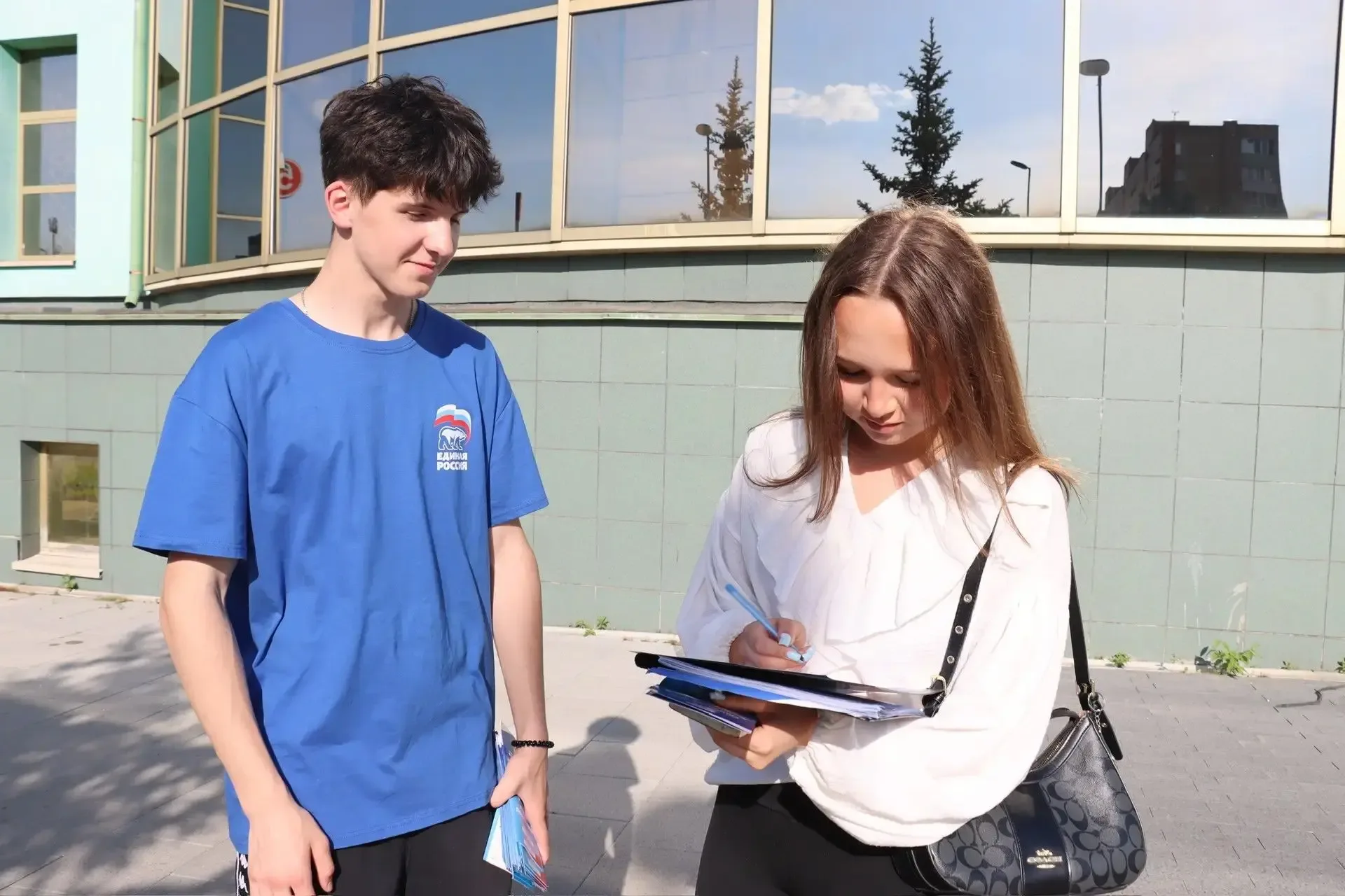 📝 «Молодая Гвардия» продолжает сбор наказов в Ступино  Молодогвардейцы продолжают сбор актуальных пр