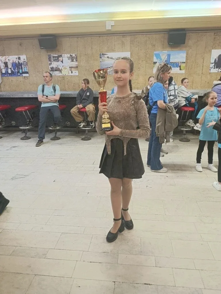 👏Поздравляем Юрченко Елизавету, ученицу 5 «Б» класса, с великолепным результатом -🏆 Гран-При на межд