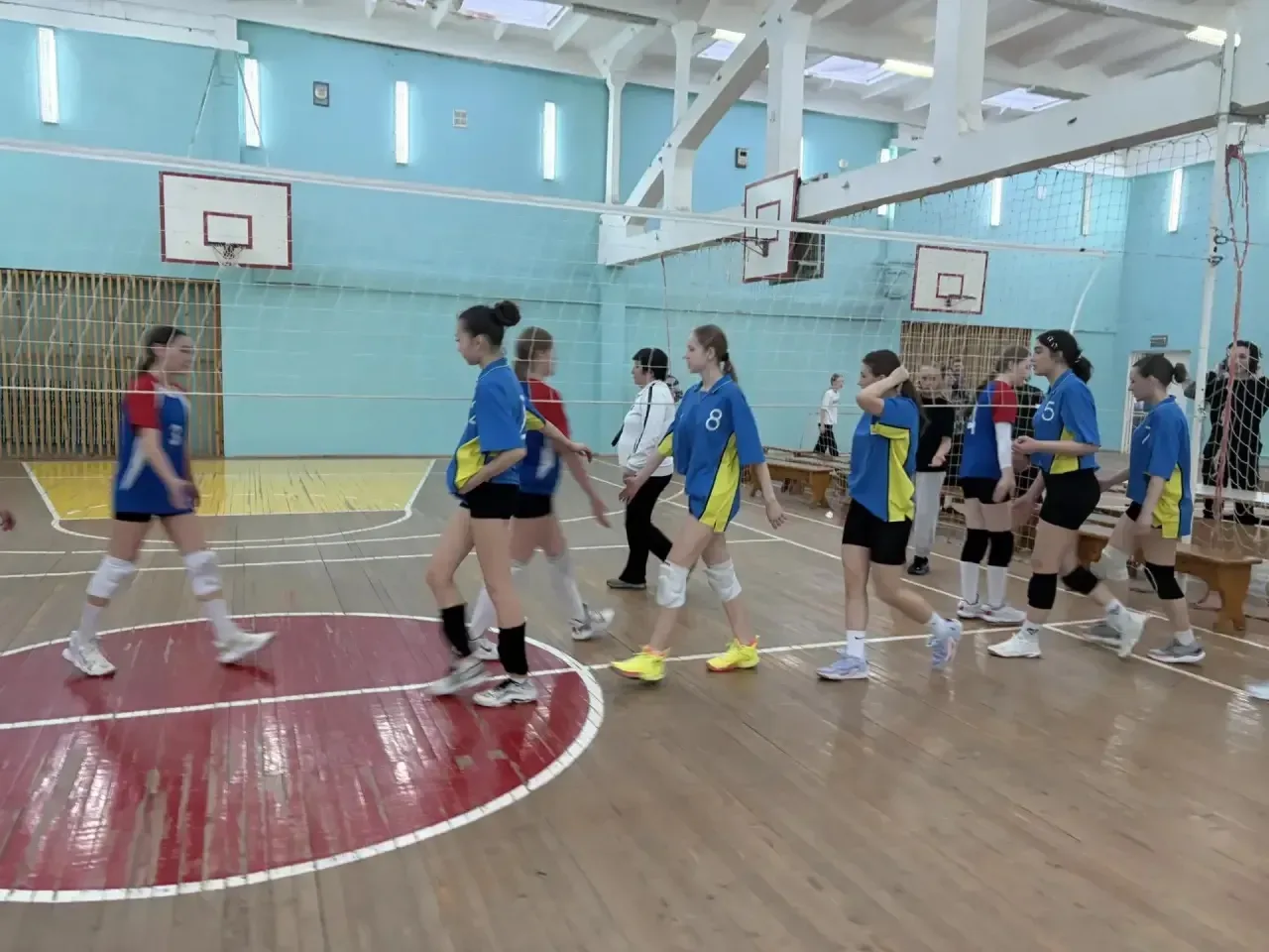 🏐 Наши юные спортсмены показали отличные результаты!  Недавно команда учащихся 7-9 классов  приняла 