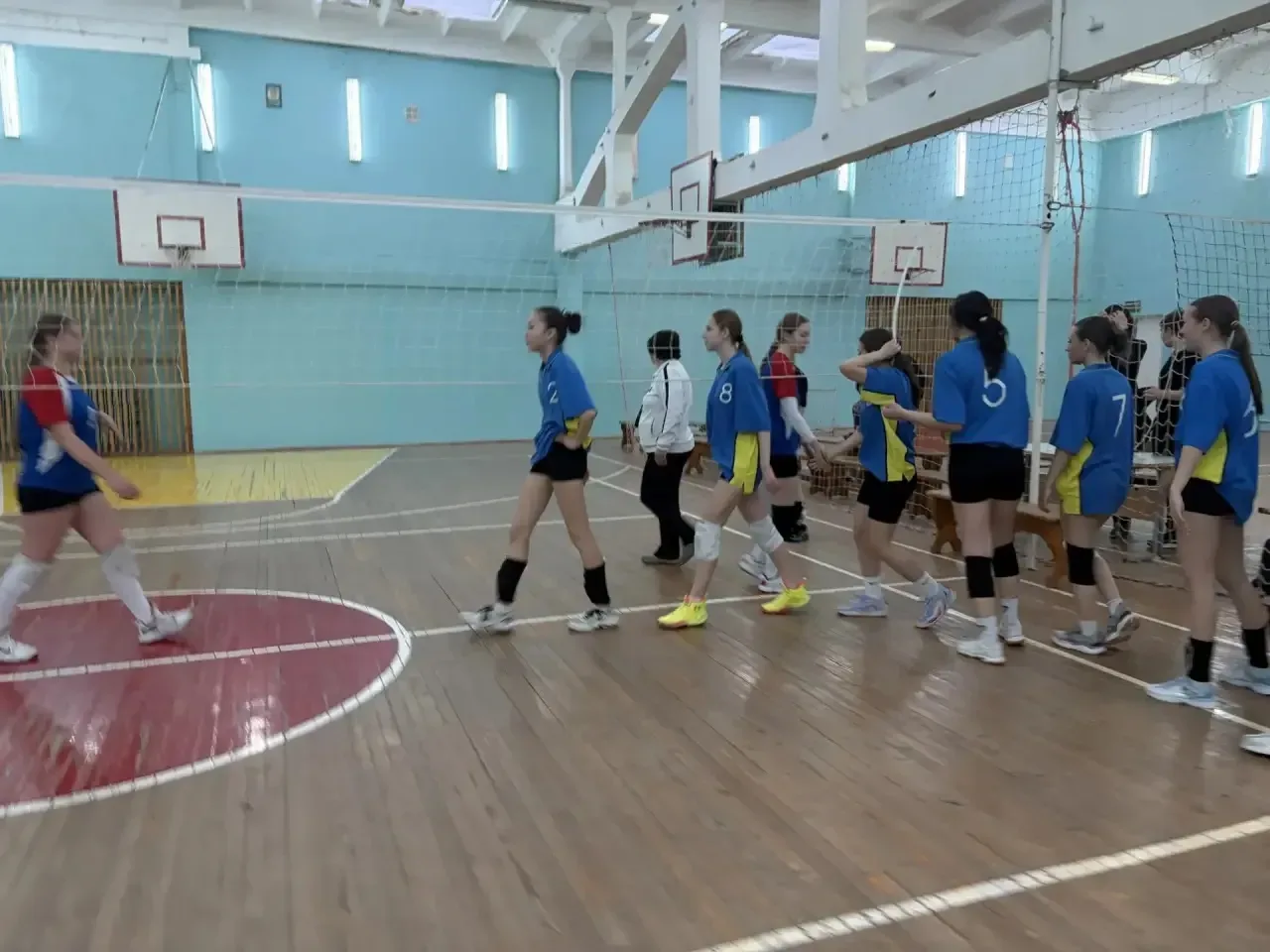 🏐 Наши юные спортсмены показали отличные результаты!  Недавно команда учащихся 7-9 классов  приняла 
