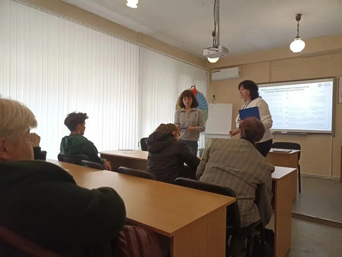 «Все в твоих руках!»: Профориентационное мероприятие в Мариуполе  Выбор профессии – это не просто ша