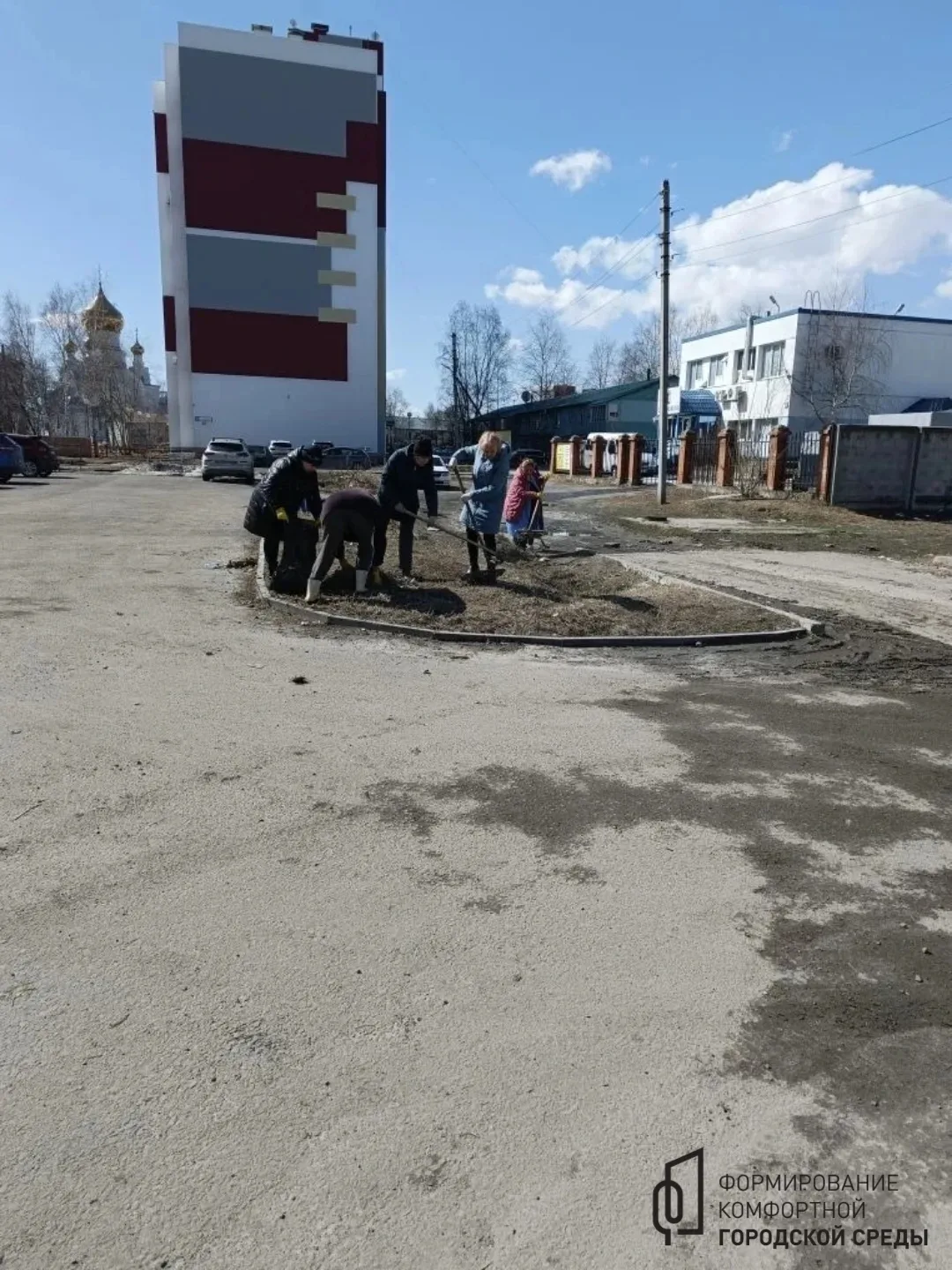 Сегодня школой проведëн Всероссийский субботник, в котором приняли участие более 100 человек.