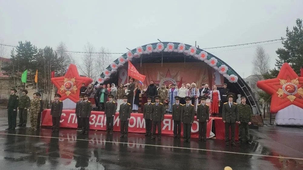 Обучающиеся нашей школы, воспитанники ВПК "Спартак" приняли участие в патриотической акции "Бессмерт
