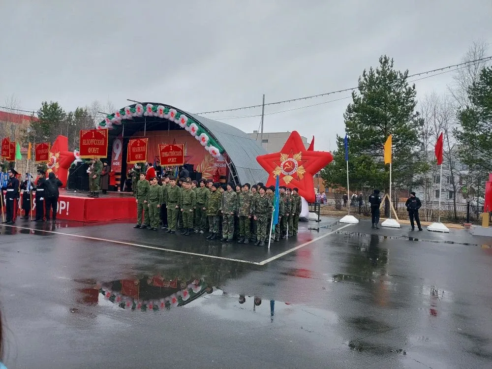Обучающиеся нашей школы, воспитанники ВПК "Спартак" приняли участие в патриотической акции "Бессмерт