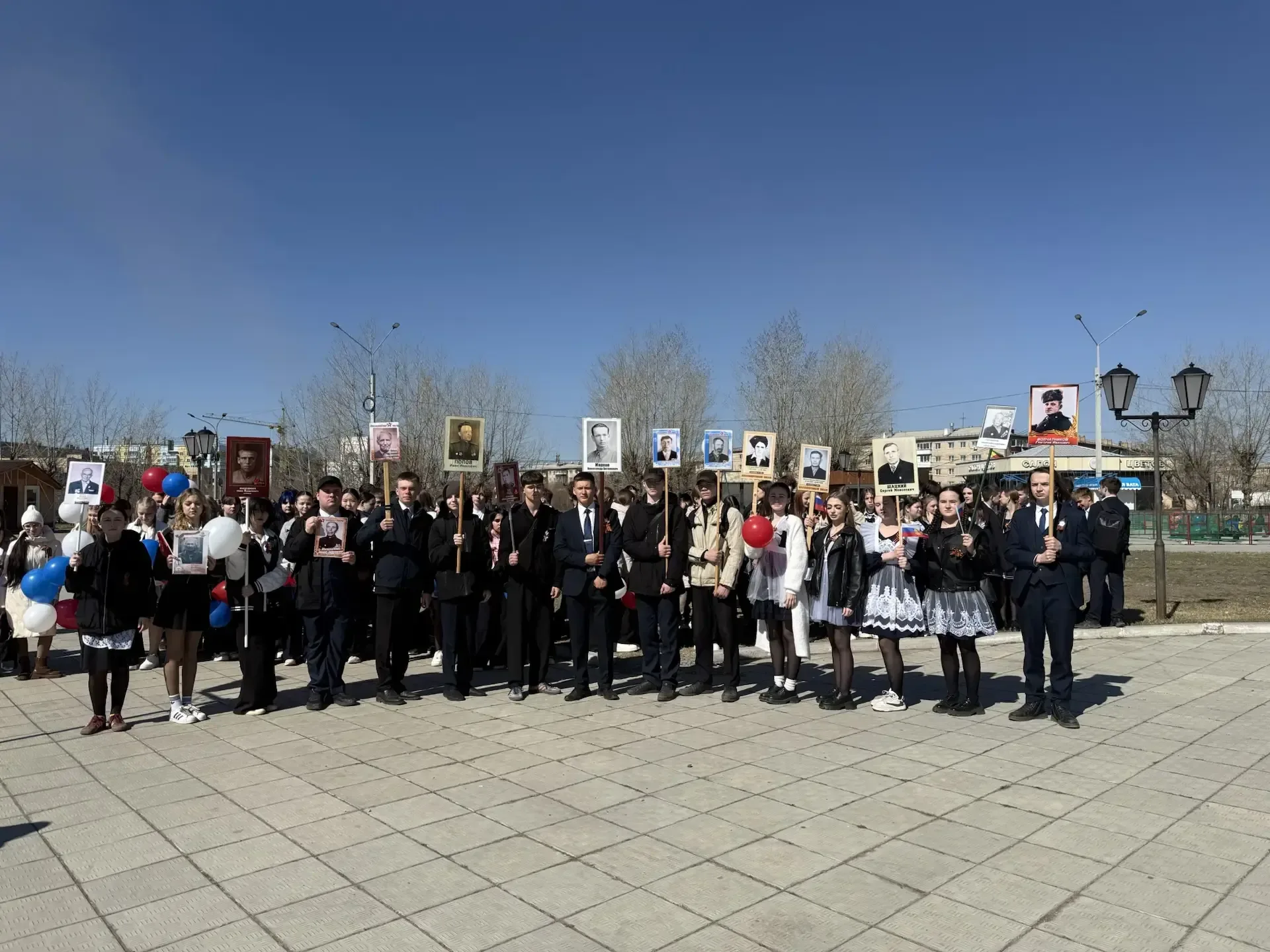 7 мая обучающиеся 9 – ых классов участвовали в районном торжественном митинге, посвящённом Дню Побед