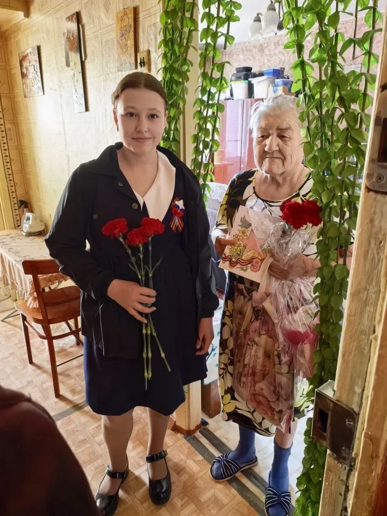 Накануне Дня Победы ученики, родители и учителя школы №30 присоединились к краевой акции «С Днём Поб