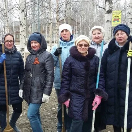 🪏 Школьные субботники — это не просто уборка территории. Это часть большой истории, которая началась