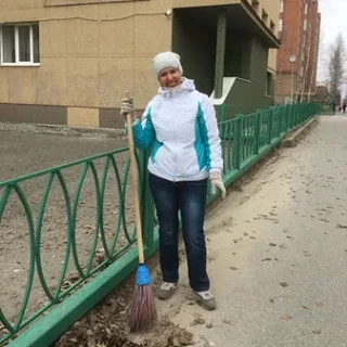 🪏 Школьные субботники — это не просто уборка территории. Это часть большой истории, которая началась